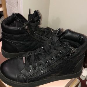 Steve Madden high top sneakers